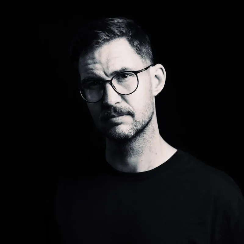 Portrait of Justin Bauer, photographer